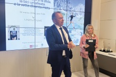 Assessore-Bongioanni-e-Presidente-ATL-Presentazione-Milano-Tempini-26.03-Archivio-ATL-del-Cuneese-44