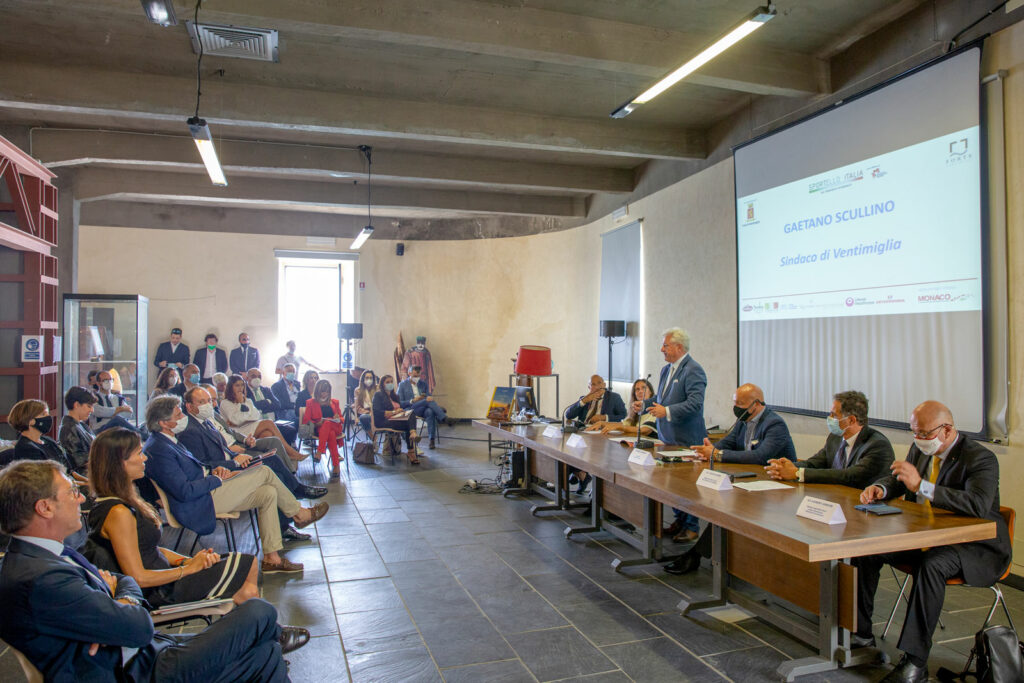 L'intervento del sindaco Gaetano Scullino